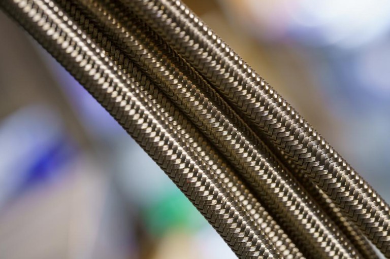 Flexibles hydrauliques à Ingwiller : fabrication et réparation sur mesure